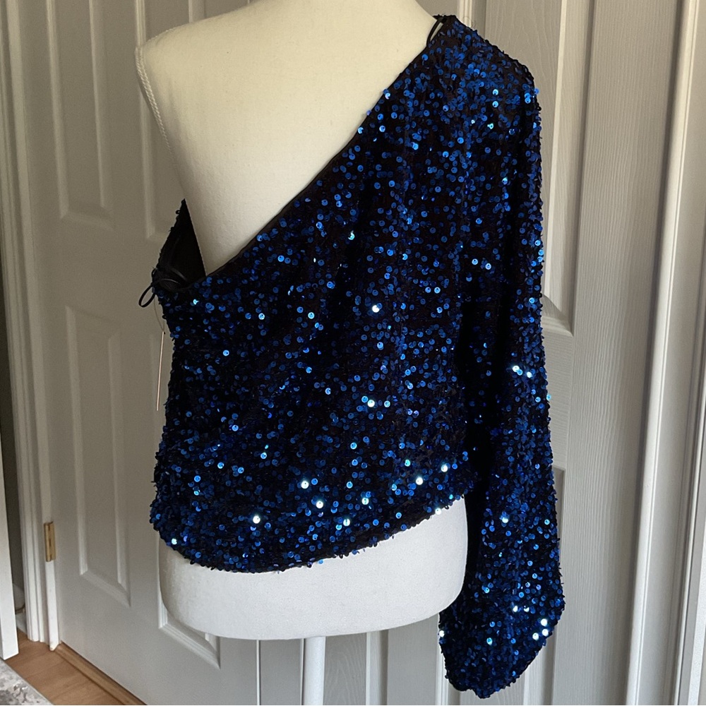 Intempo One-Shoulder Sequin Top - Picture 2 of 13